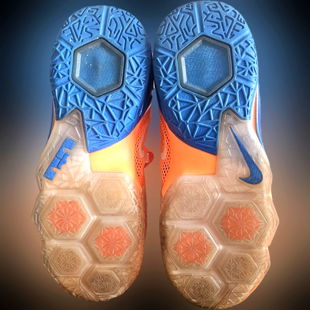 LeBron 12 Low - Picture 4 of 4